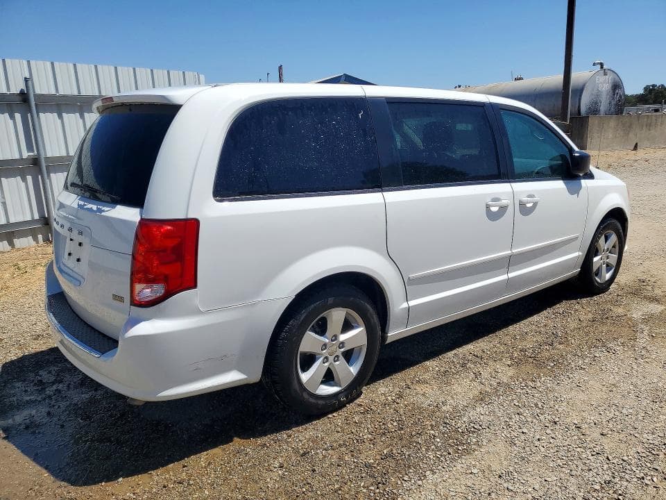 2017 DODGE GRAND CARAVAN SE 3