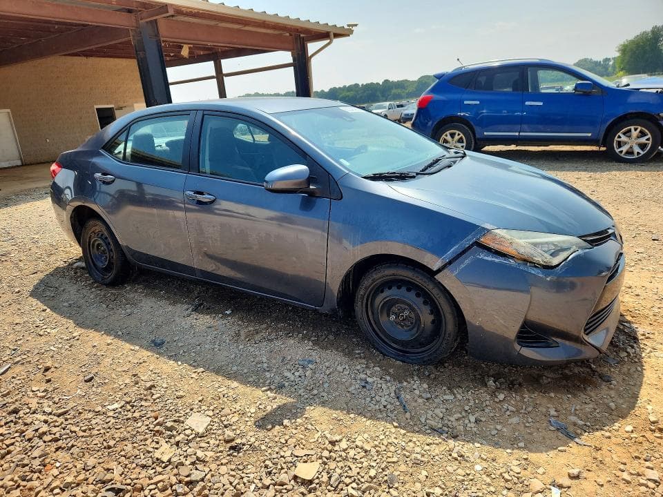 2017 TOYOTA COROLLA LE 4