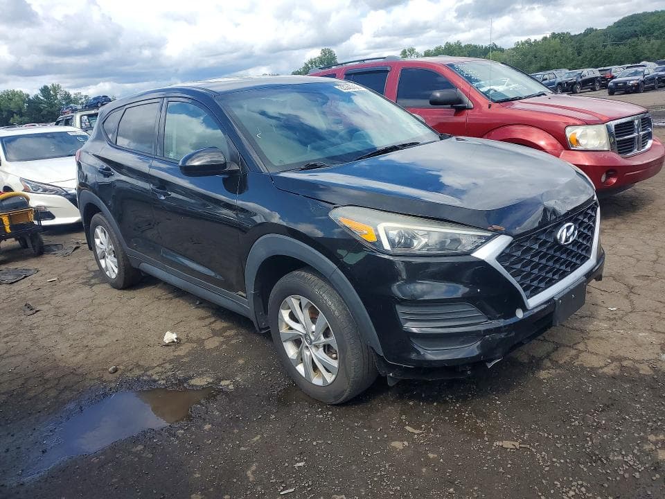 2019 HYUNDAI TUCSON SE 4