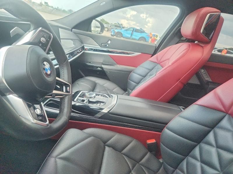 2024 BMW 740 I 8