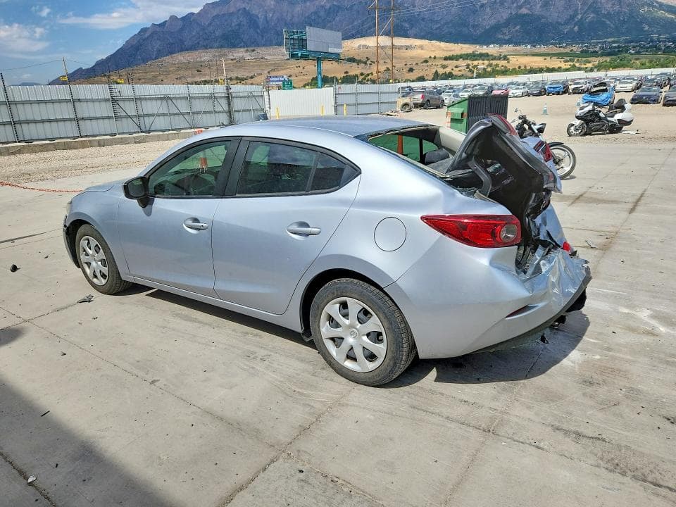 2017 MAZDA 3 SPORT 2