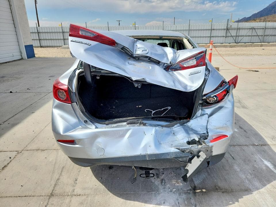 2017 MAZDA 3 SPORT 6