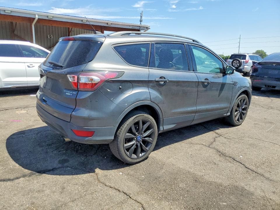 2017 FORD ESCAPE TITANIUM 3