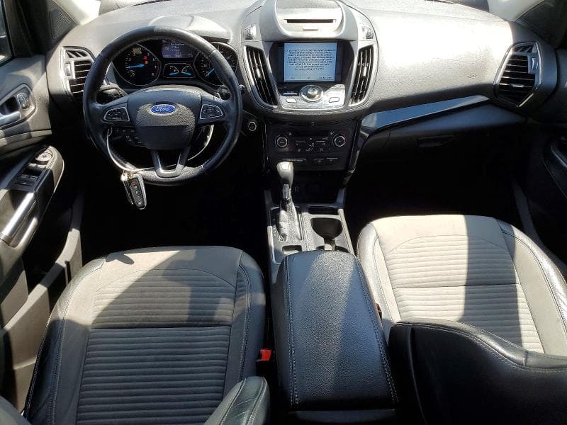 2017 FORD ESCAPE TITANIUM 8