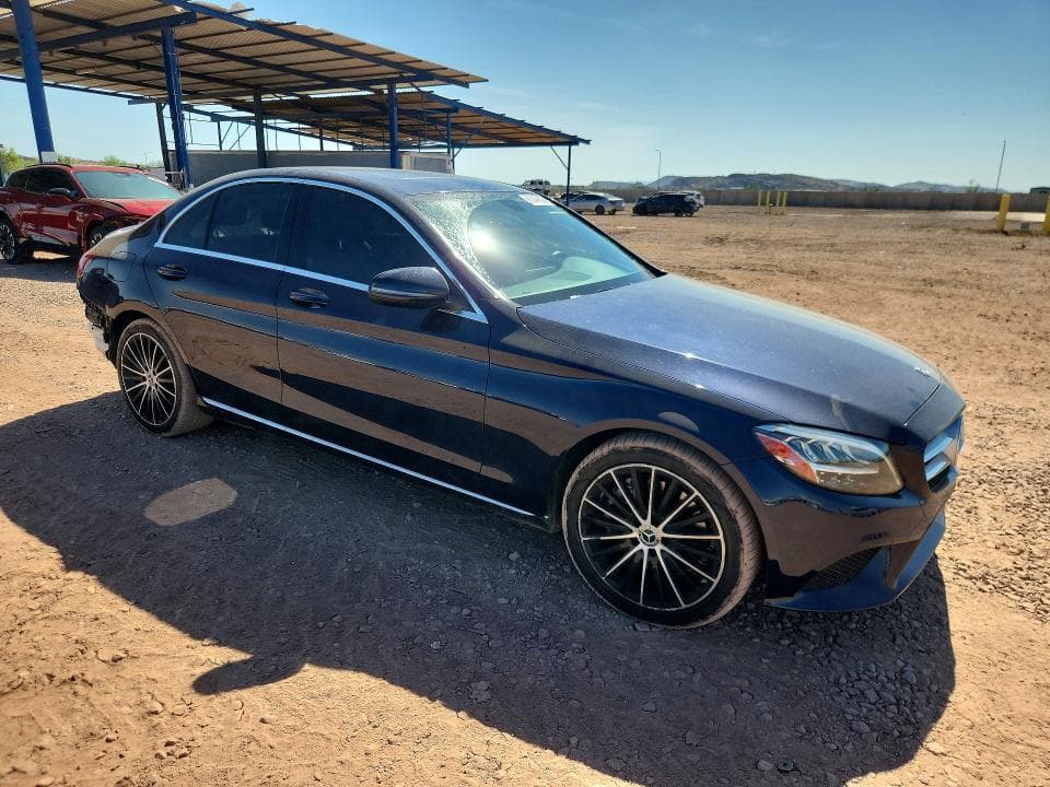 2019 MERCEDES-BENZ C 300 4