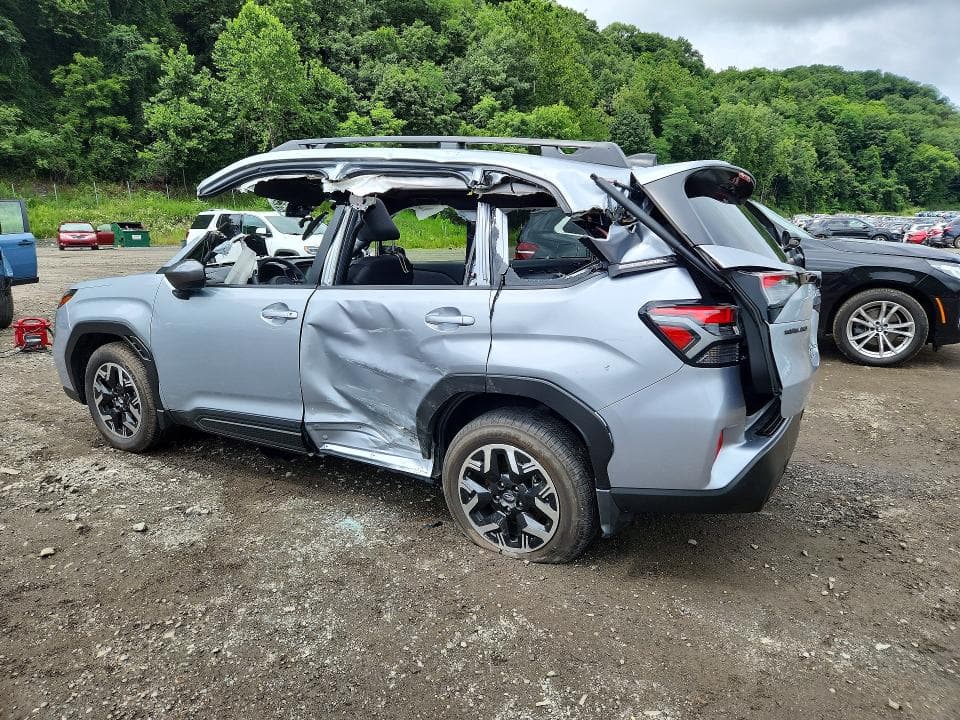 2025 SUBARU FORESTER PREMIUM 2