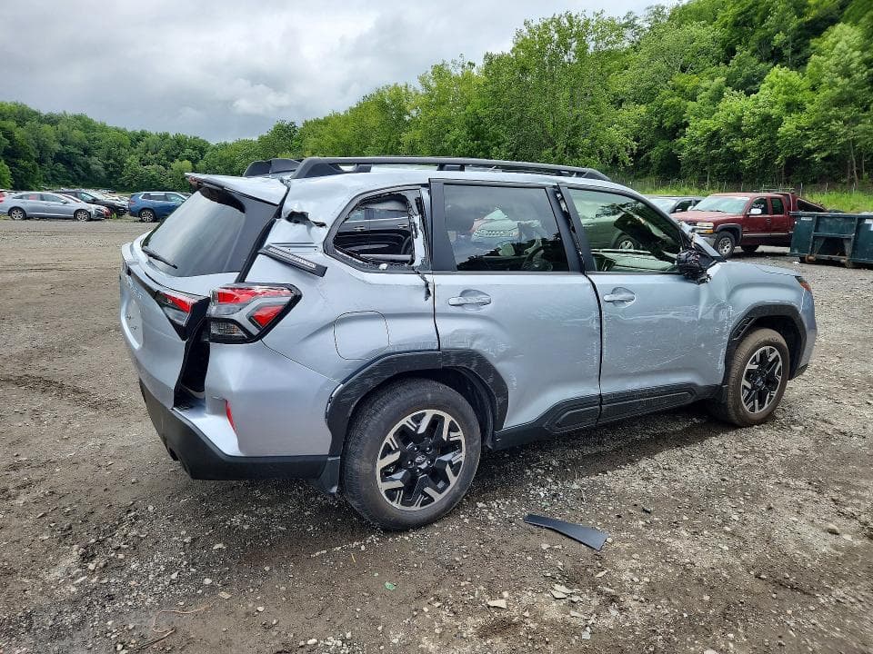 2025 SUBARU FORESTER PREMIUM 3