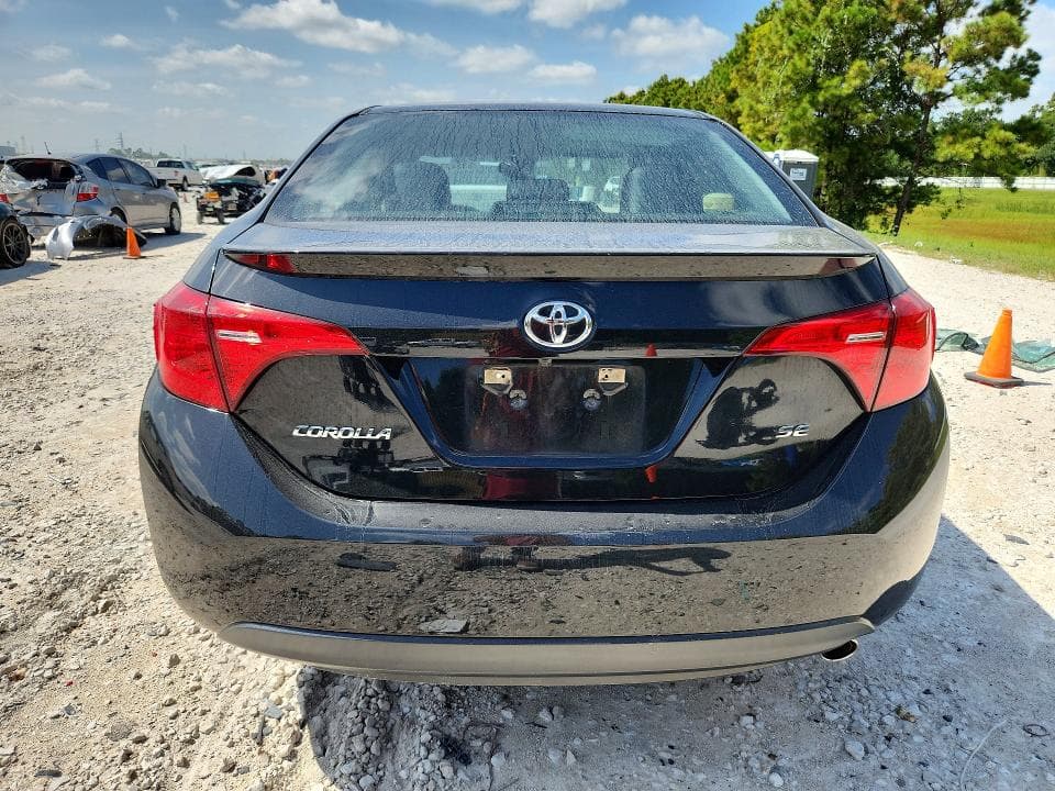 2019 TOYOTA COROLLA SE 6