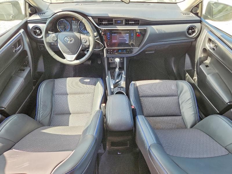 2019 TOYOTA COROLLA SE 8