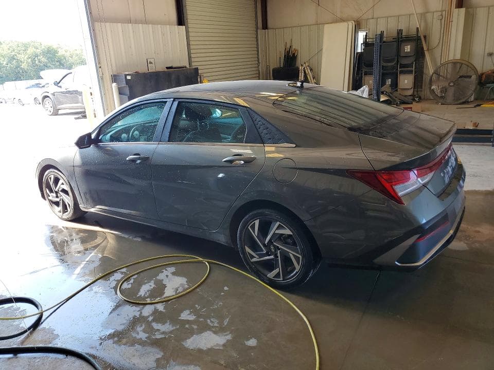 2025 HYUNDAI ELANTRA SEL 2
