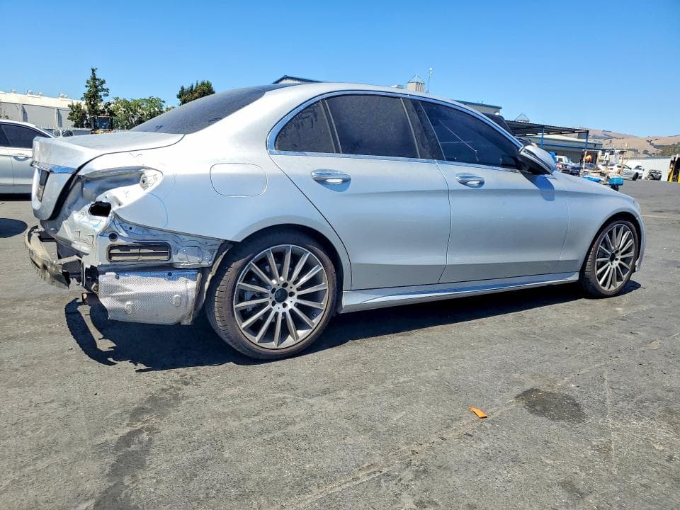 2017 MERCEDES-BENZ C 300 3