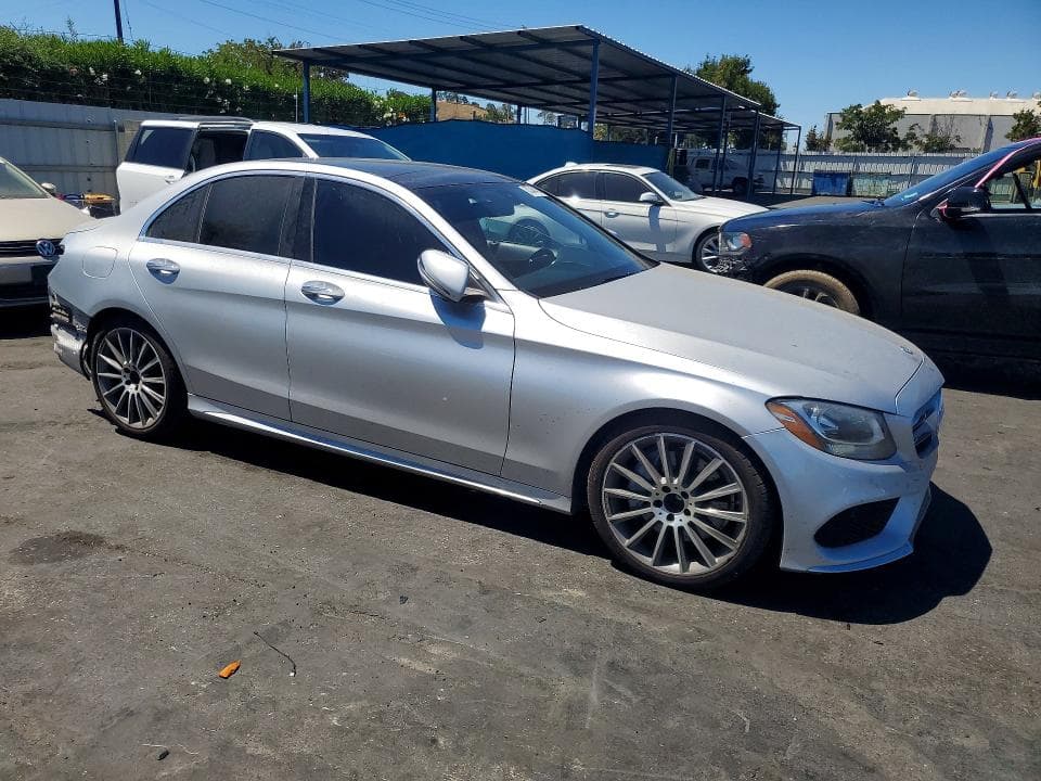 2017 MERCEDES-BENZ C 300 4