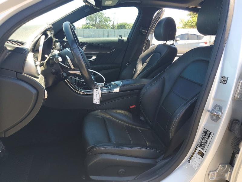 2017 MERCEDES-BENZ C 300 7