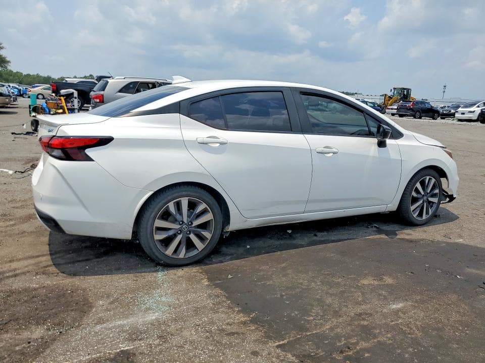 2020 NISSAN VERSA SR 3