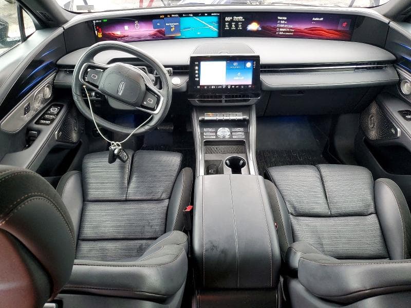 2025 LINCOLN NAUTILUS RESERVE 8