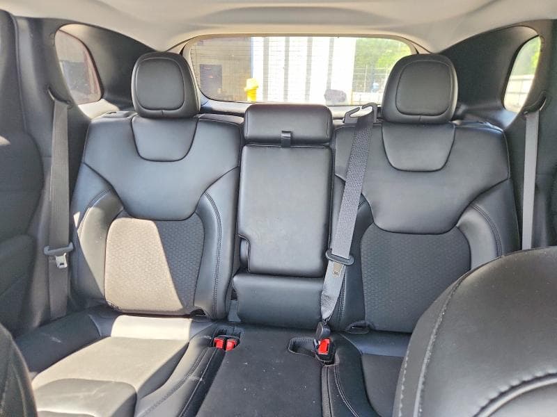 2021 JEEP CHEROKEE LATITUDE PLUS 10