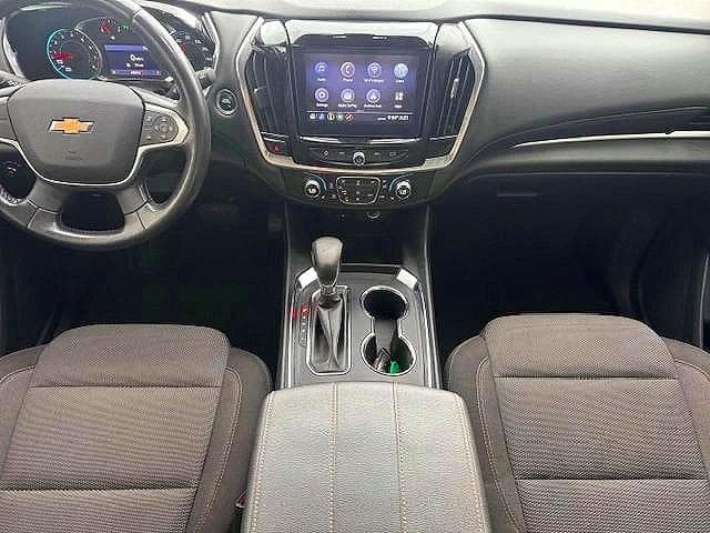 2021 CHEVROLET TRAVERSE LT 8