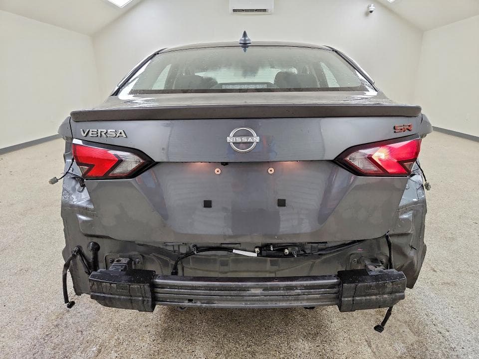 2024 NISSAN VERSA SR 6