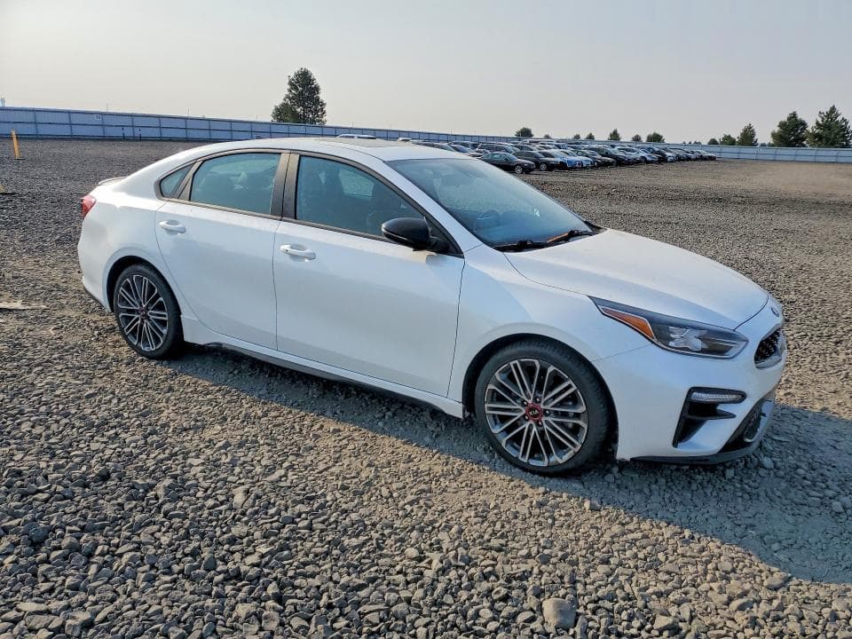 2021 KIA FORTE GT 4