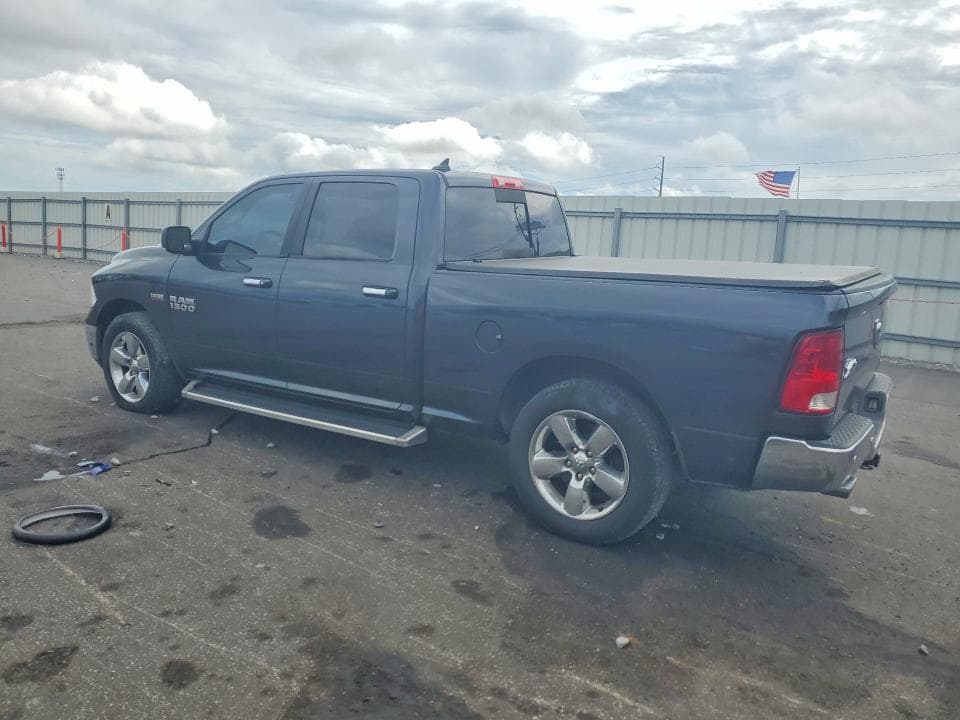 2017 RAM 1500 SLT 2