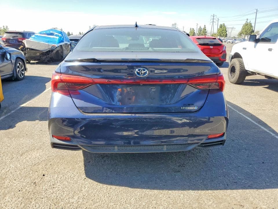2019 TOYOTA AVALON HYBRID XSE 6