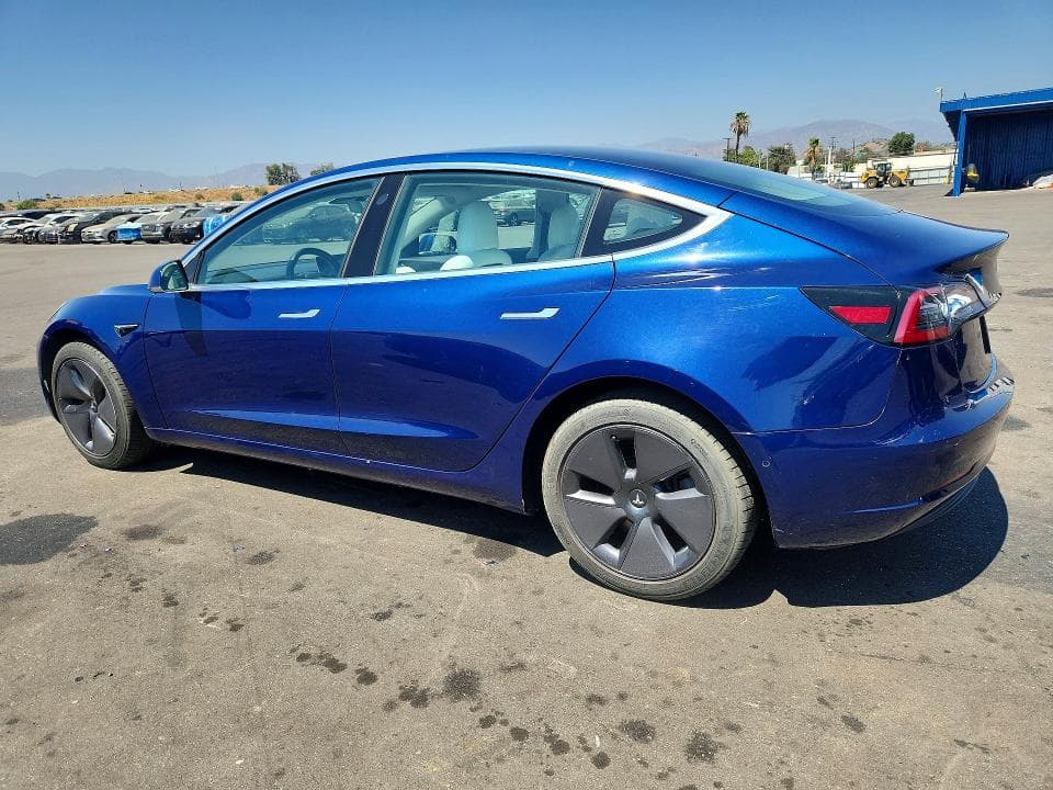 2020 TESLA MODEL 3 2