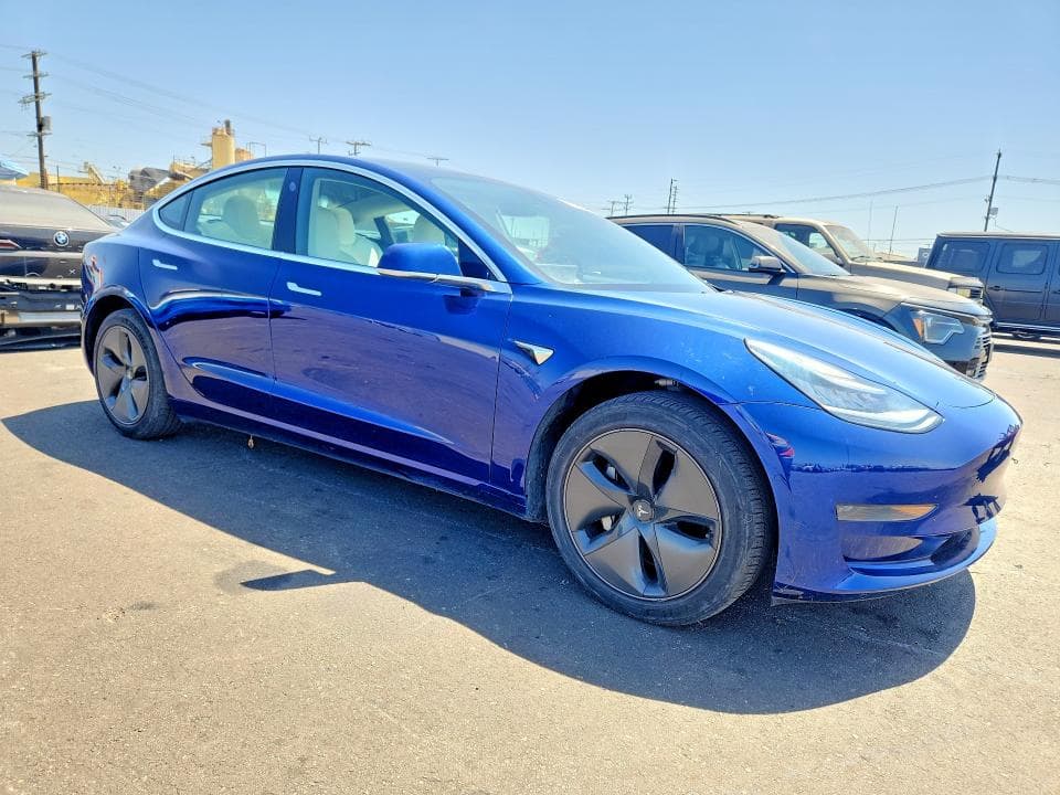 2020 TESLA MODEL 3 4