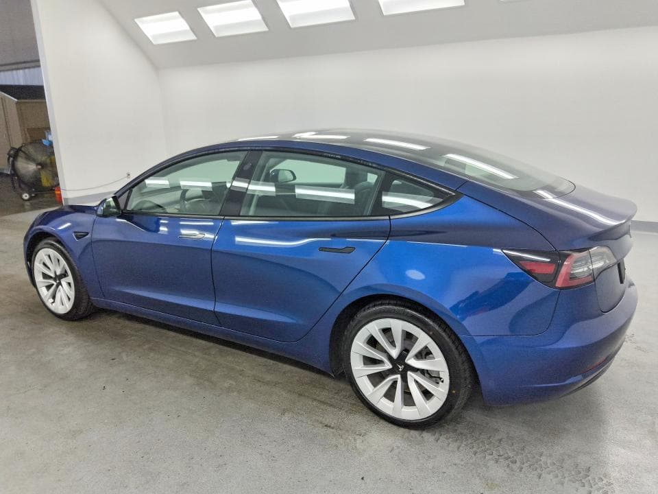 2022 TESLA MODEL 3 2