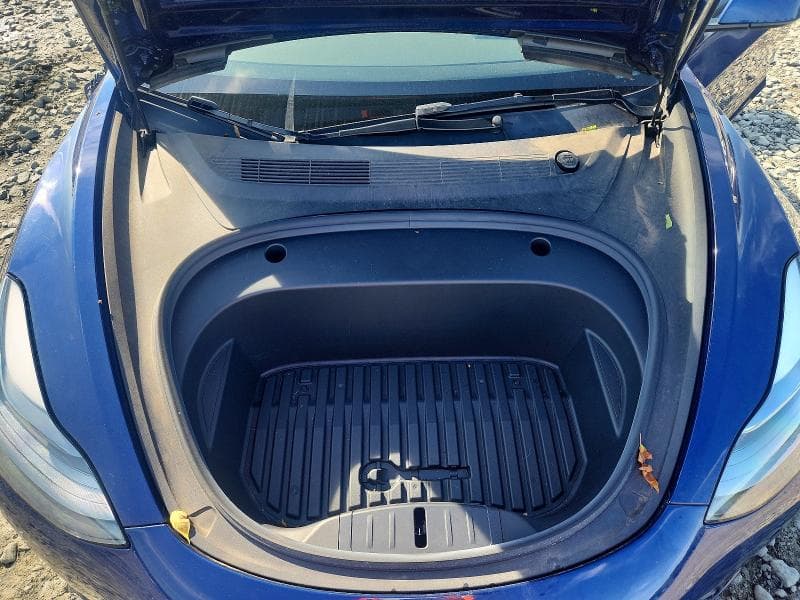 2023 TESLA 3 11