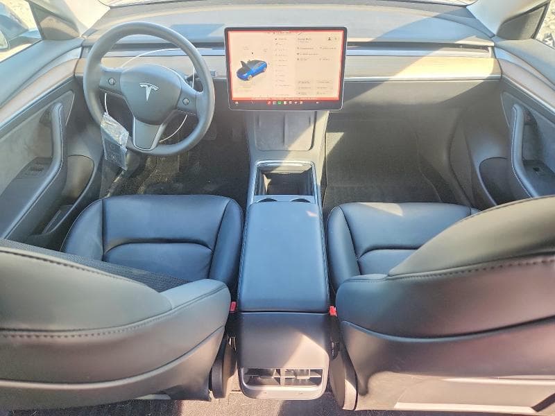 2023 TESLA 3 8