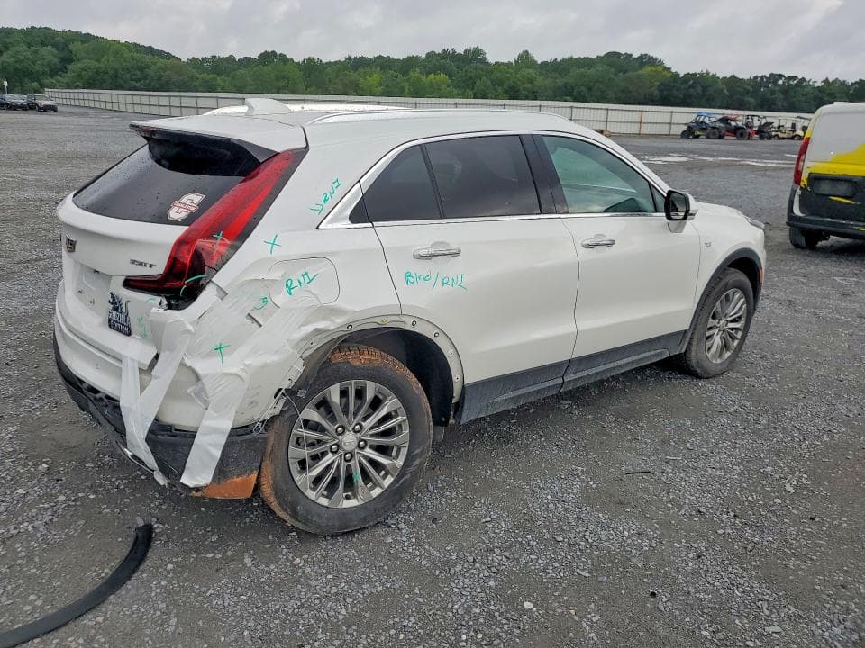 2024 CADILLAC XT4 PREMIUM LUXURY 3