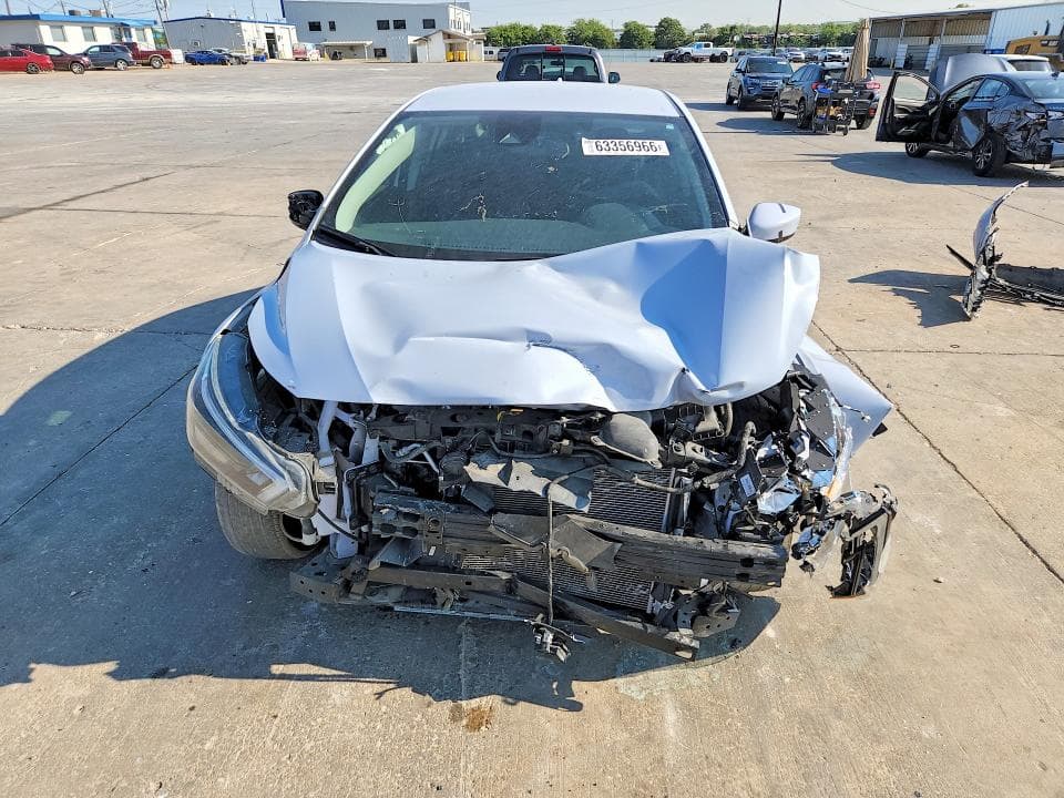 2025 NISSAN VERSA SV 5