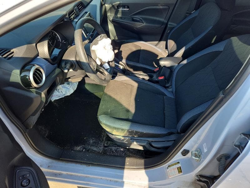 2025 NISSAN VERSA SV 7