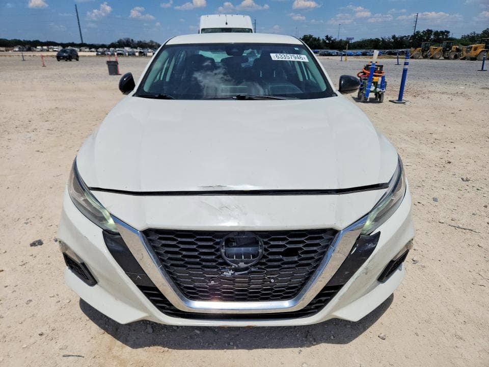2022 NISSAN ALTIMA SV 5