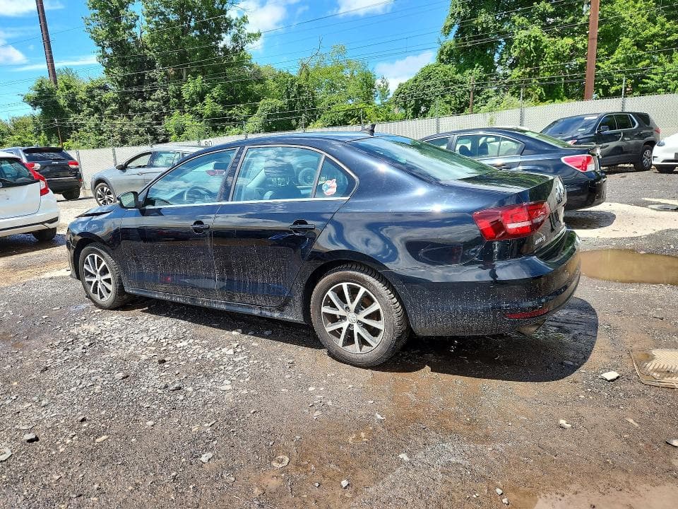 2018 VOLKSWAGEN JETTA SE 2