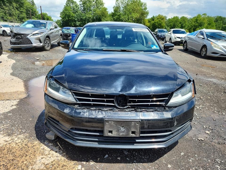 2018 VOLKSWAGEN JETTA SE 5