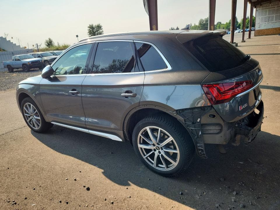 2022 AUDI SQ5 PREMIUM 2