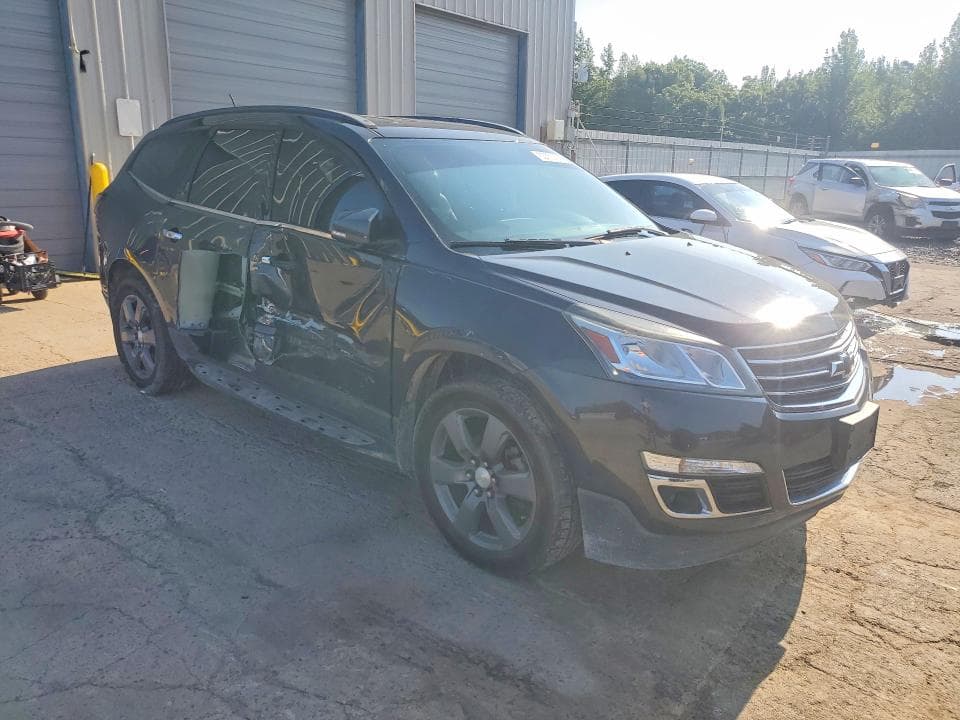2017 CHEVROLET TRAVERSE LT 4