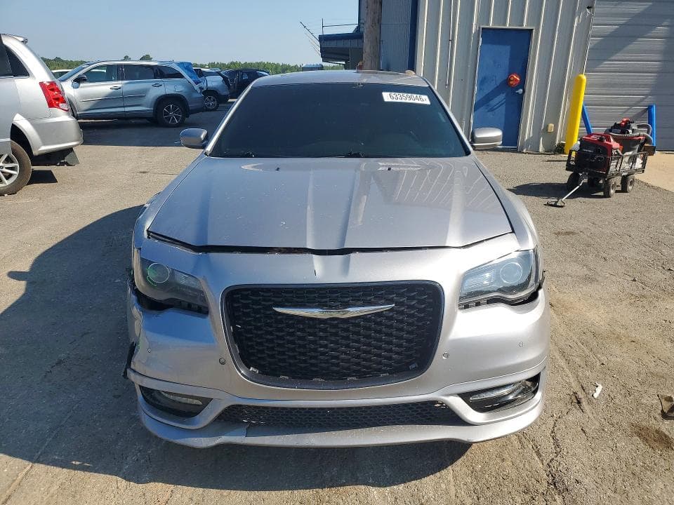 2018 CHRYSLER 300 S 5