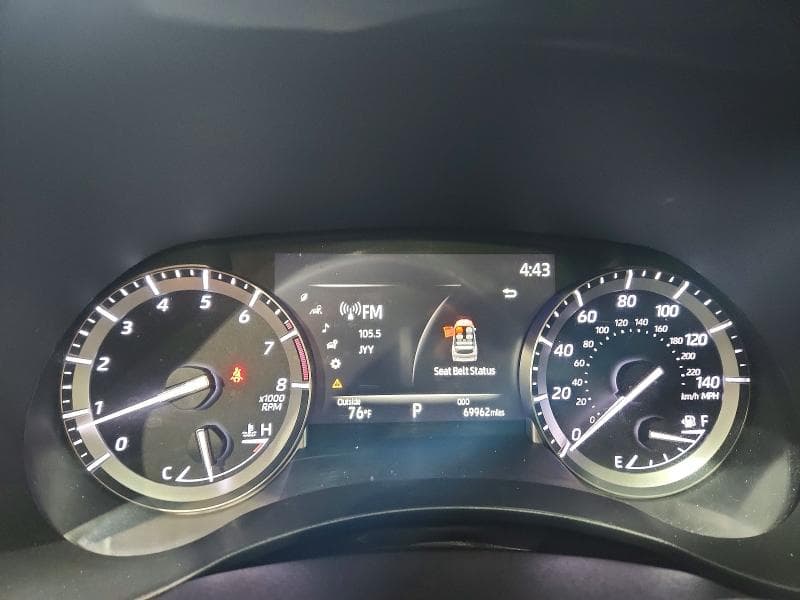 2022 TOYOTA HIGHLANDER XLE 9