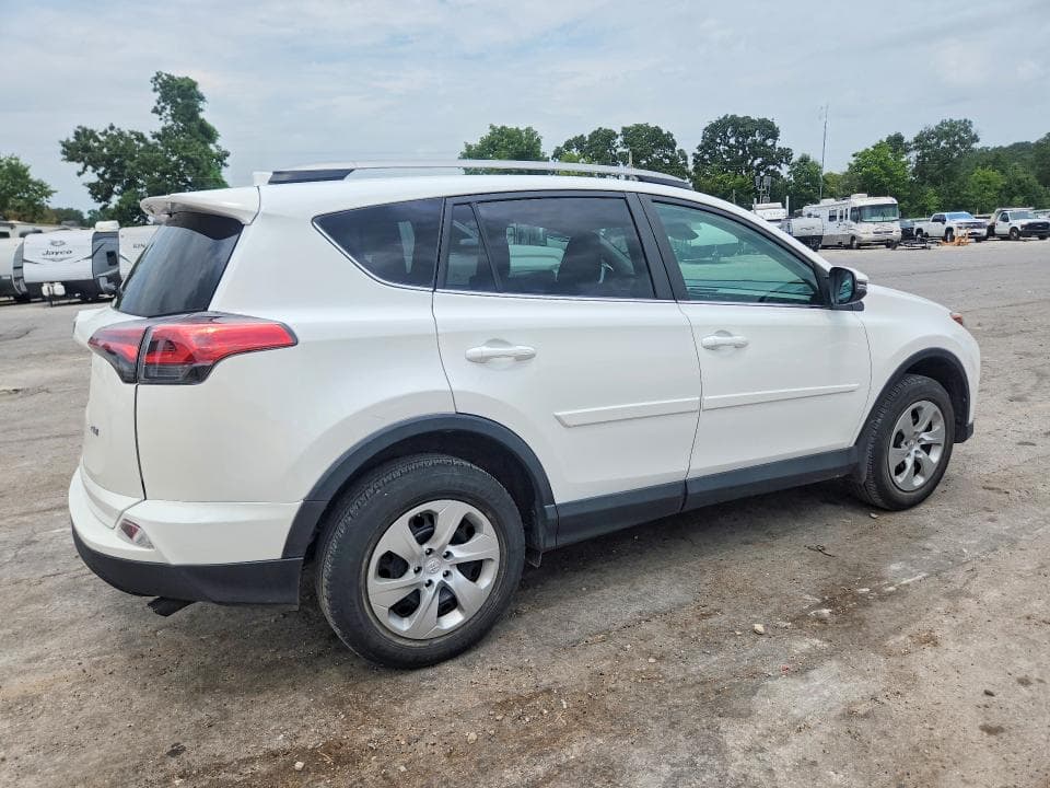 2018 TOYOTA RAV4 XLE 3