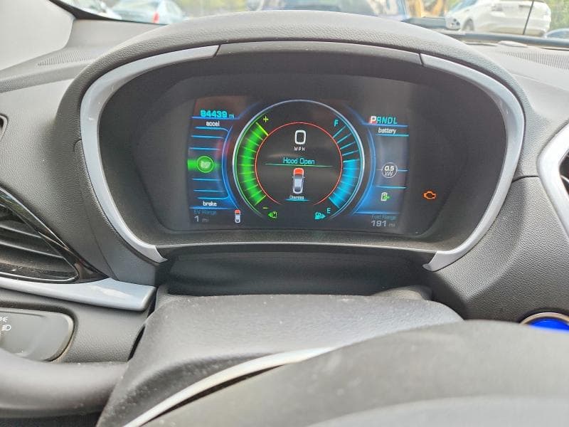 2017 CHEVROLET VOLT LT 9