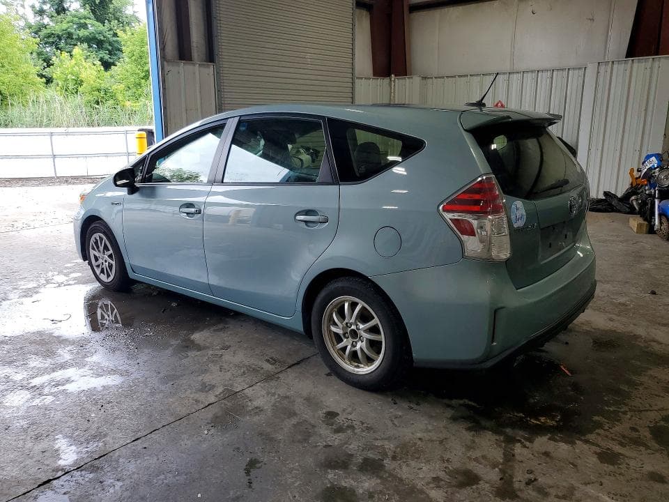 2017 TOYOTA PRIUS V FOUR 2