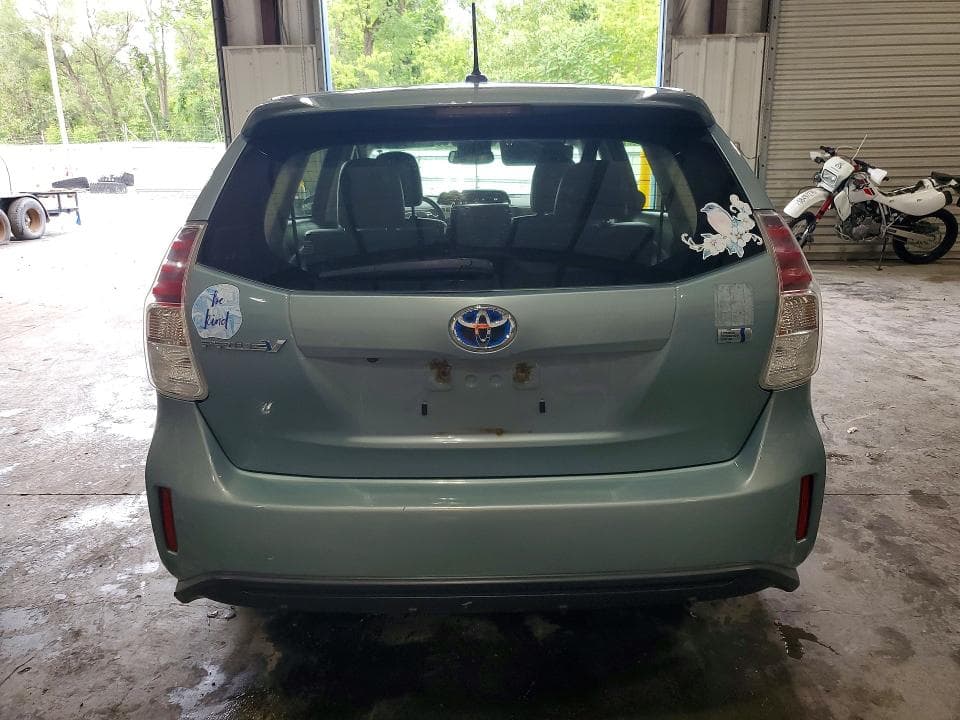 2017 TOYOTA PRIUS V FOUR 6