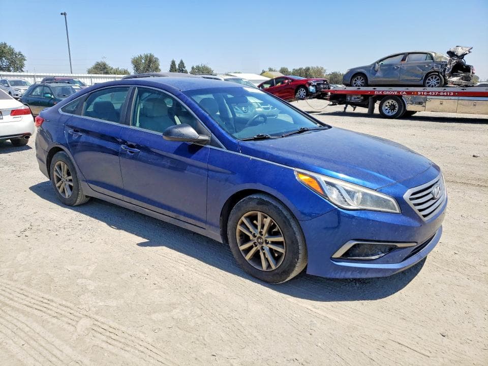 2017 HYUNDAI SONATA SE 4