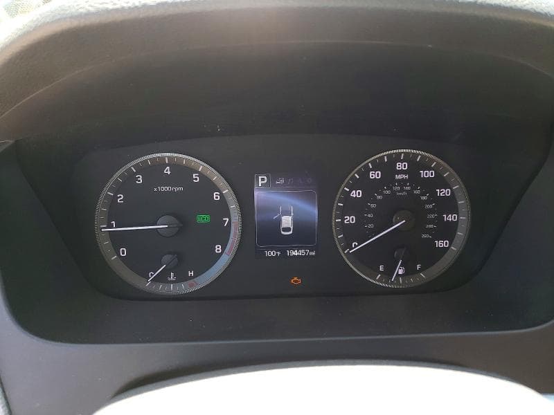 2017 HYUNDAI SONATA SE 9