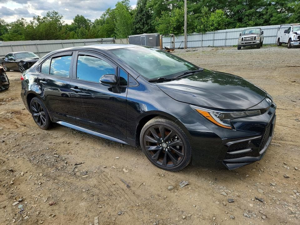 2022 TOYOTA COROLLA SE NIGHTSHADE EDITION 4