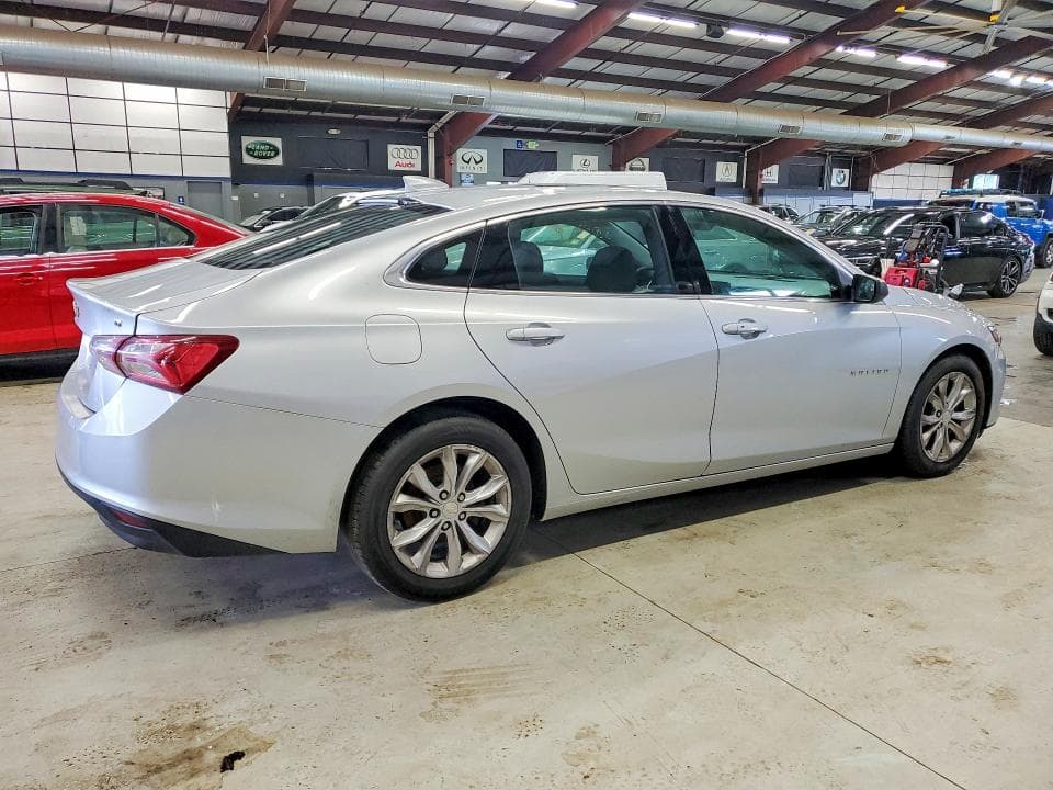 2021 CHEVROLET MALIBU LT 3