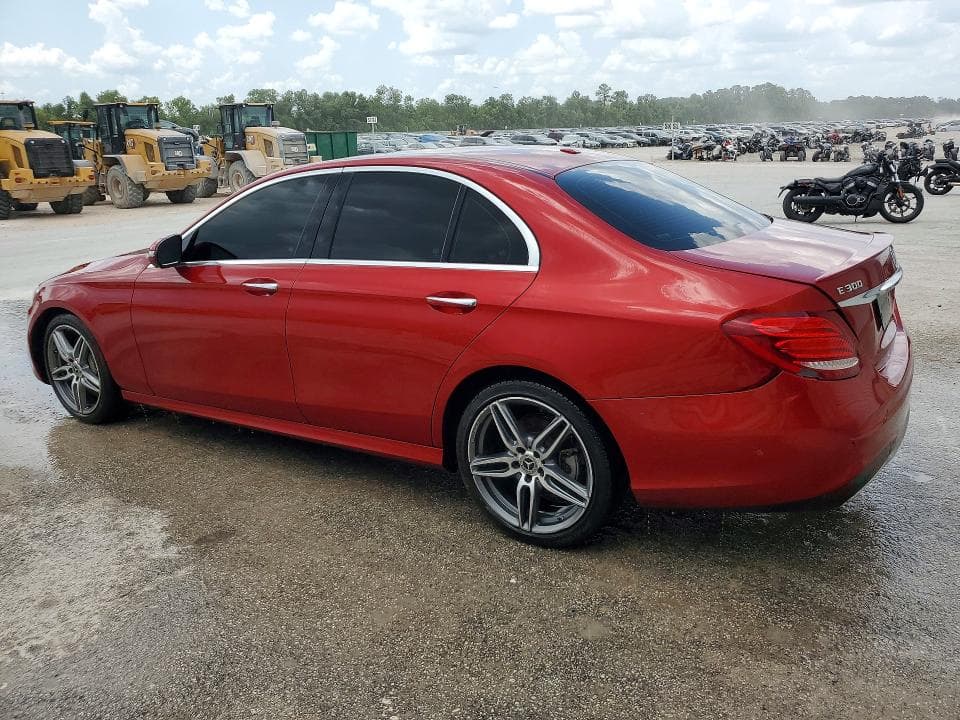 2019 MERCEDES-BENZ E 300 2