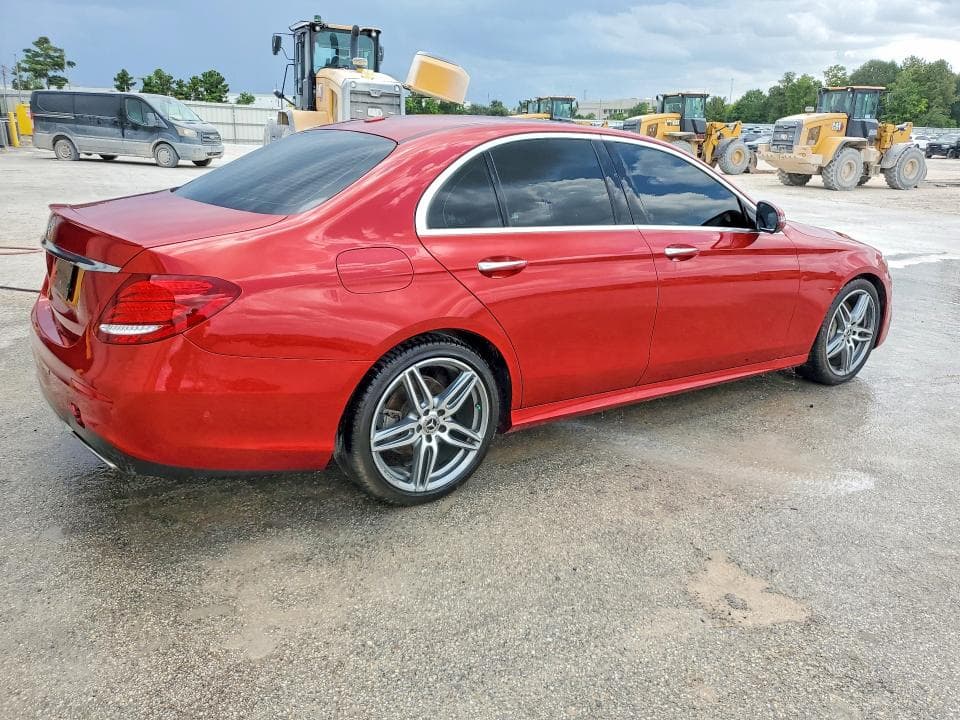 2019 MERCEDES-BENZ E 300 3